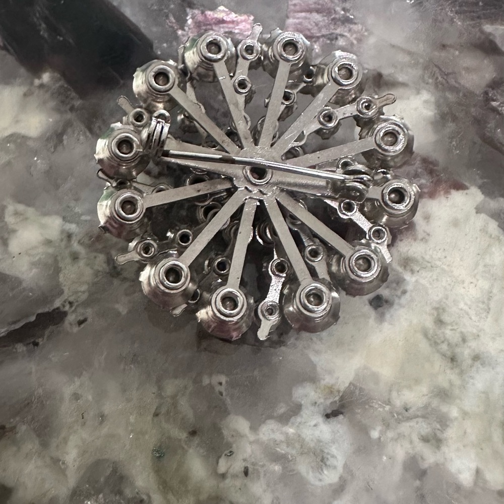 Vintage Blue Crystal Brooch - Picture 4 of 7